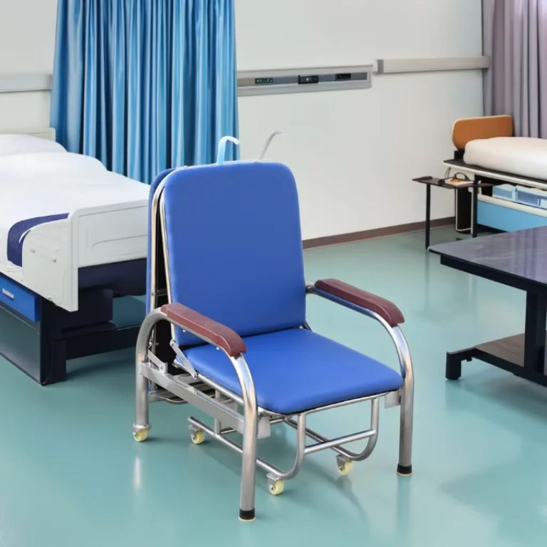 Portable Sleeper Companion Chair by Scantrik