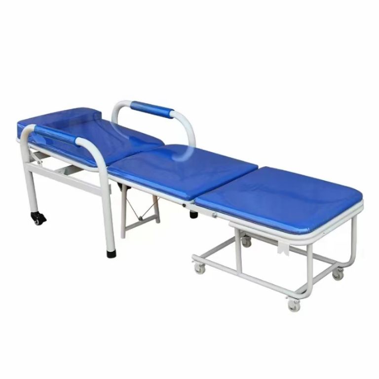 Visitor Folding Bed Chair by Scantrik