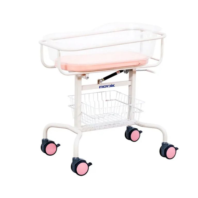 Wheeled Nursery Bassinet by Scantrik