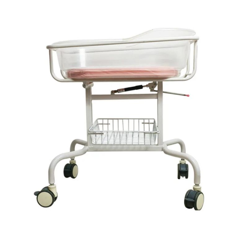 Baby Cot on Wheels by Scantrik