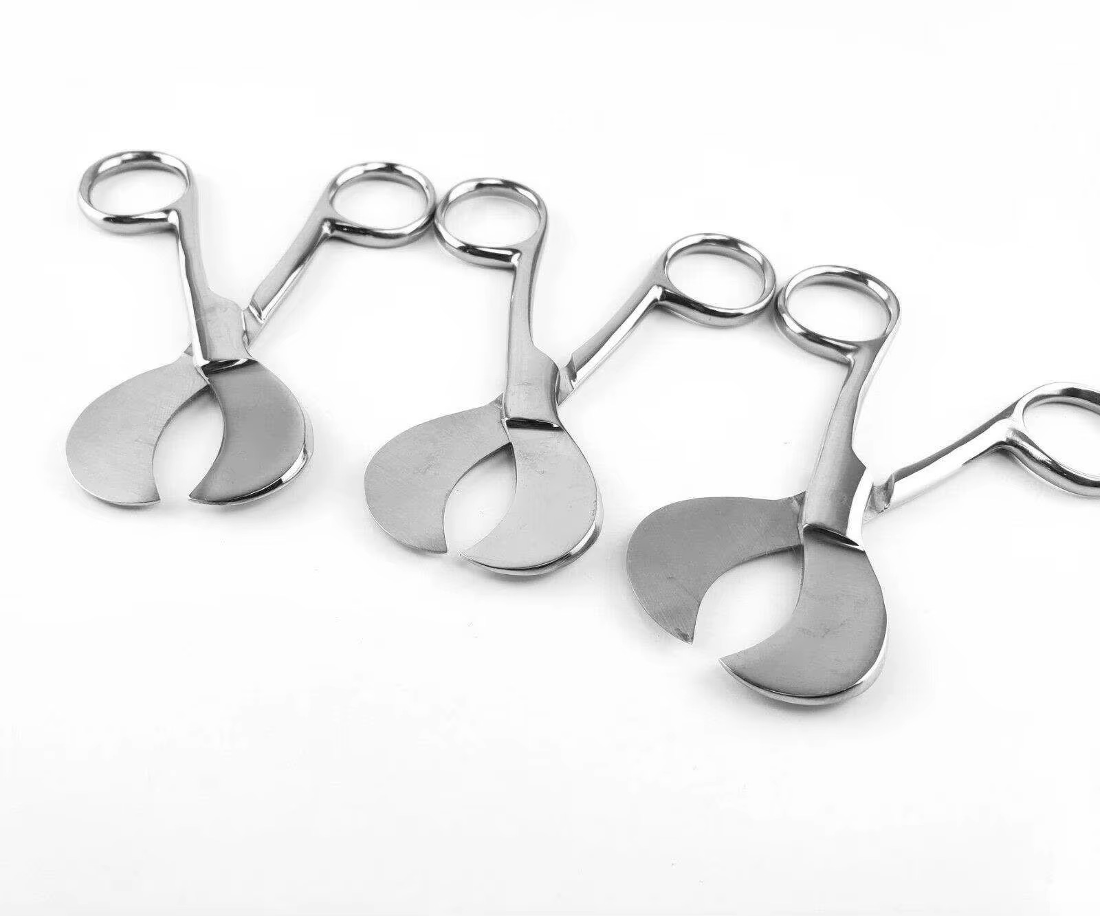 Stainless Steel Umbilical Cord Scissors in Nigeria by Scantrik