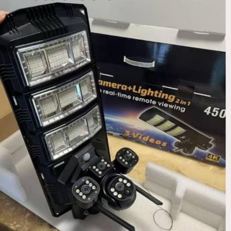 4 Lens AI 4G Solar Camera with Street Light (2-in-1) by Lumett