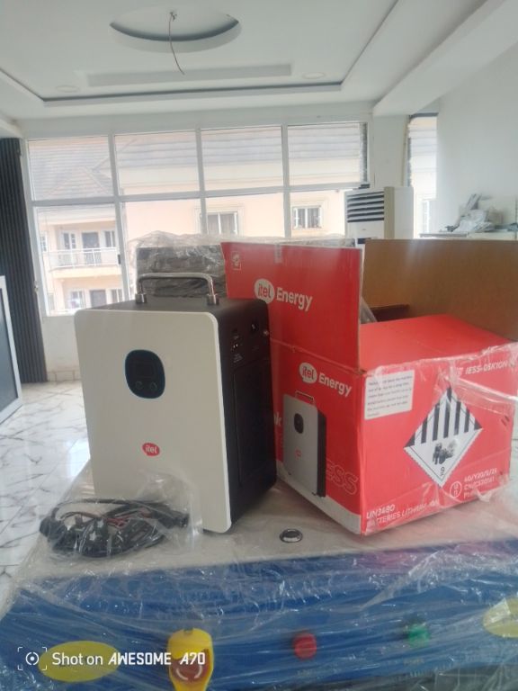 Itel Power Tank 1kWh 500W IESS-05K10N All-In-One Solar Generator By Lumett