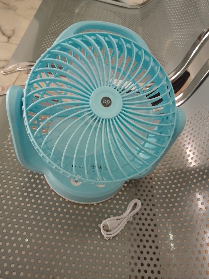 DP Desktop Portable Rechargeable Fan – DP-7620 By Lumett