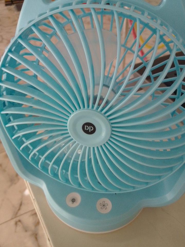 DP Desktop Portable Rechargeable Fan – DP-7620 by Lumett