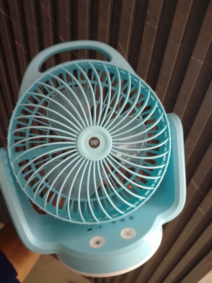 DP Desktop Portable Rechargeable Fan – DP-7620 By Lumett