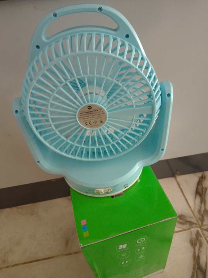 DP Desktop Portable Rechargeable Fan – DP-7620 By Lumett