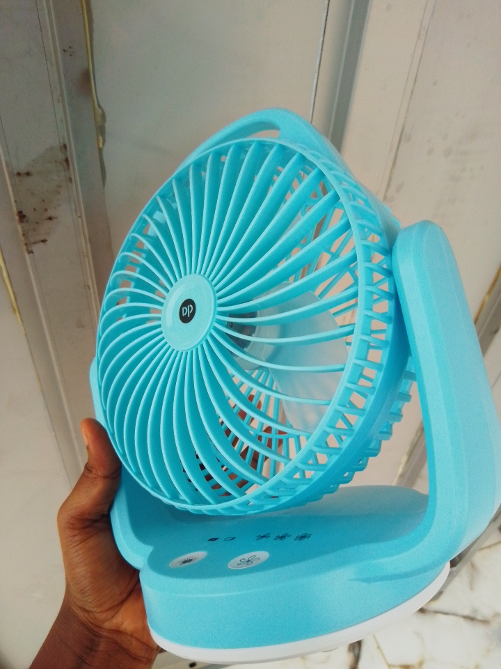 DP Desktop Portable Rechargeable Fan – DP-7620 By Lumett