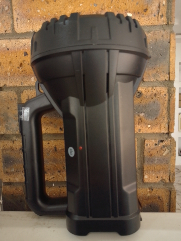 DP LED Portable Rechargeable Search Light – DP-7045B By