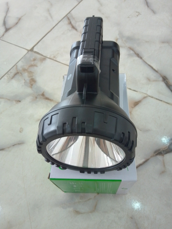 DP LED Portable Rechargeable Search Light – DP-7045B By Lumett