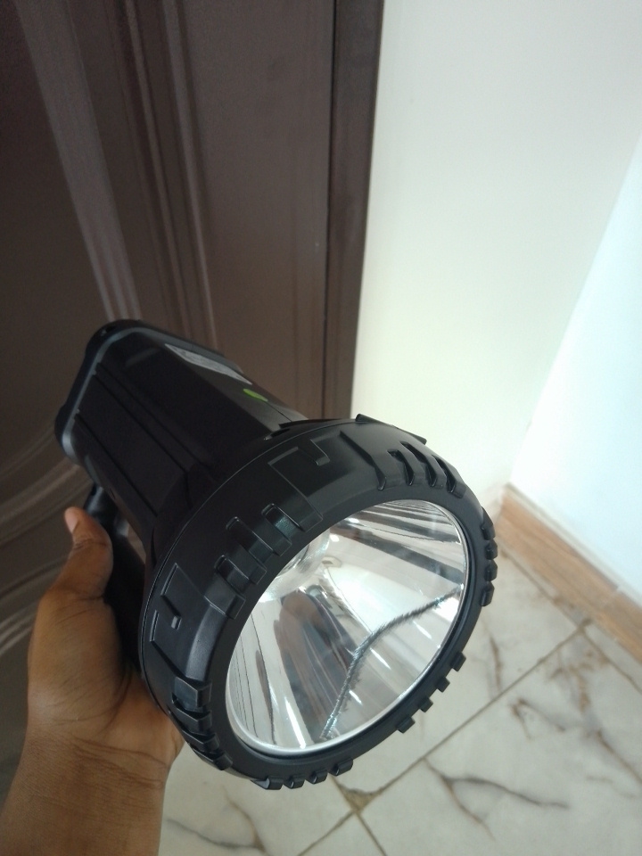 DP LED Portable Rechargeable Search Light – DP-7045B By Lumett