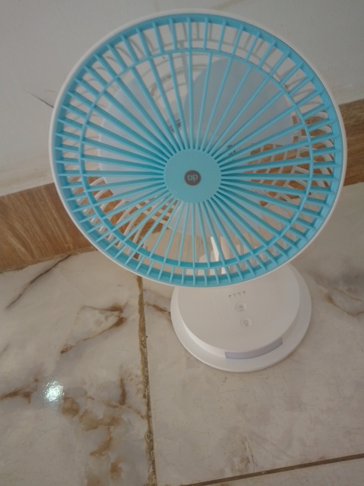 DP Desktop Portable Rechargeable Fan – DP-7627 By Lumett