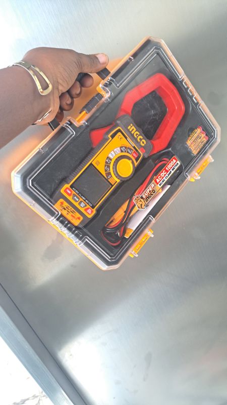 INGCO 1000A DC/AC Digital Clamp Meter By Lumett