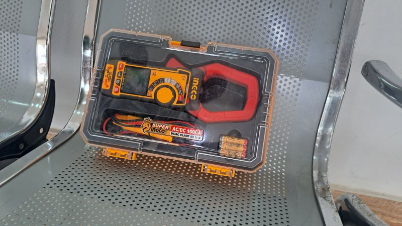 INGCO 1000A DC/AC Digital Clamp Meter By Lumett