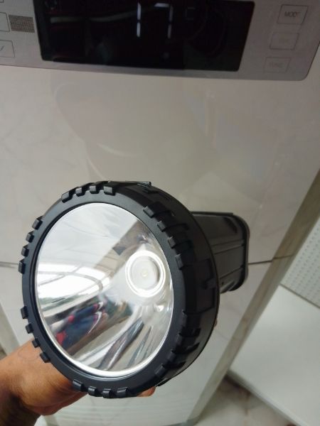 DP LED Portable Rechargeable Search Light – DP-7045B By Lumett