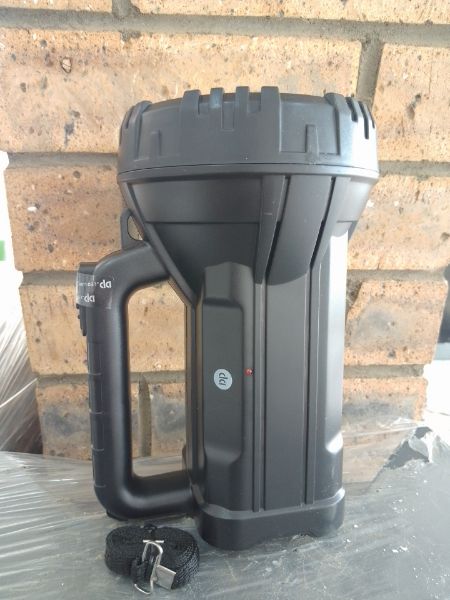 DP LED Portable Rechargeable Search Light – DP-7045B By Lumett