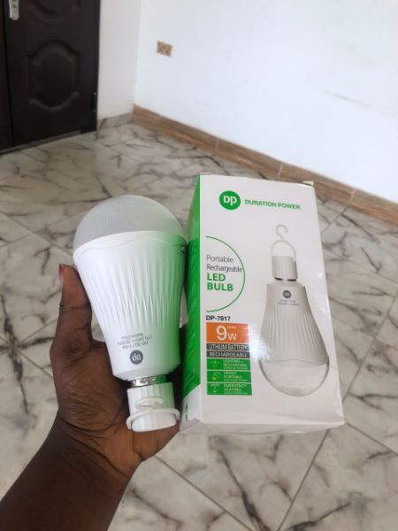 DP 9W Portable Rechargeable LED Bulb – DP-7817By Lumett