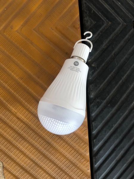 DP 9W Portable Rechargeable LED Bulb – DP-7817 By Lumett
