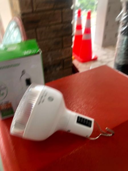 DP 18W Portable Rechargeable LED Bulb – DP-7855 By Lumett