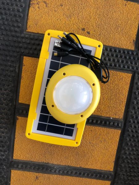 Sun King SK-332 Pro 200 Solar Lantern By Lumett
