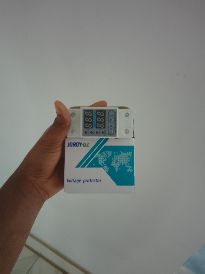 Jordy-Ele 63A Adjustable Digital Voltage Protector By Lumett