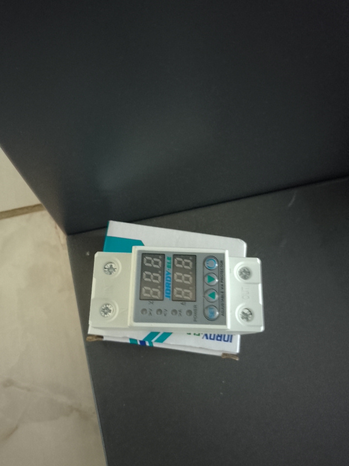 Jordy-Ele 63A Adjustable Digital Voltage Protector By Lumett
