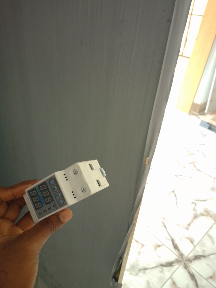 Jordy-Ele 63A Adjustable Digital Voltage Protector By Lumett