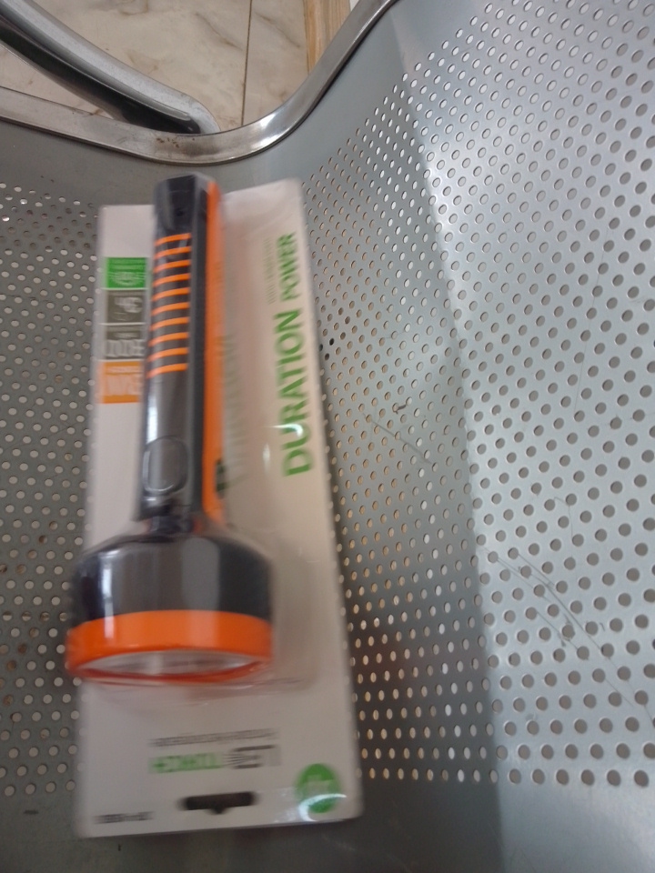 DP 3W LED Torch Light – DP-1953B By Lumett