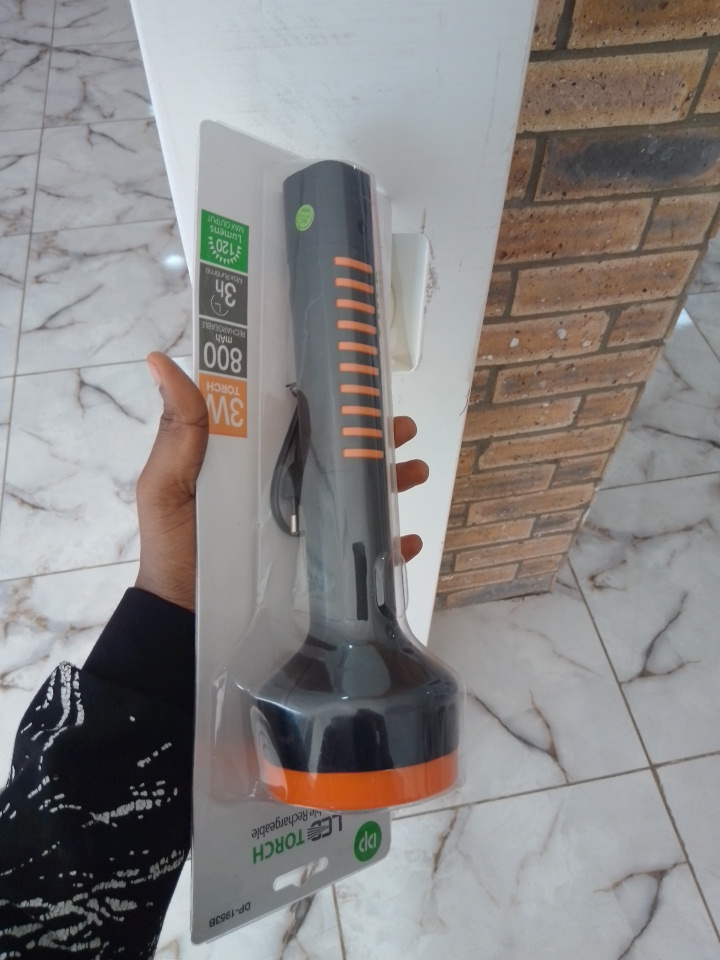 DP 3W LED Torch Light – DP-1953B By Lumett