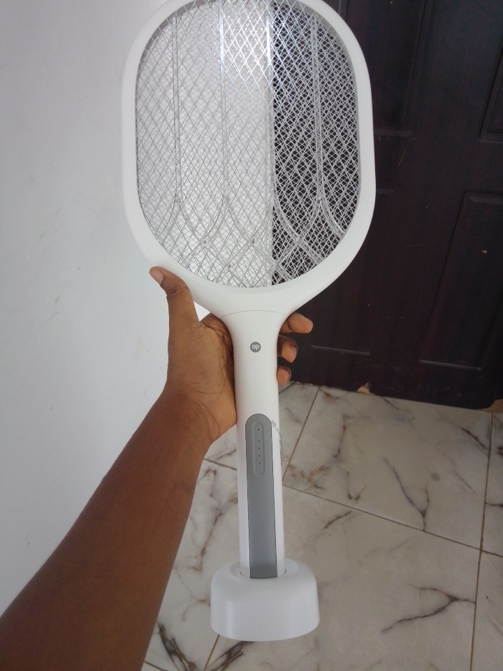 DP Electronic Rechargeable Mosquito Swatter – DP-834 By Lumett