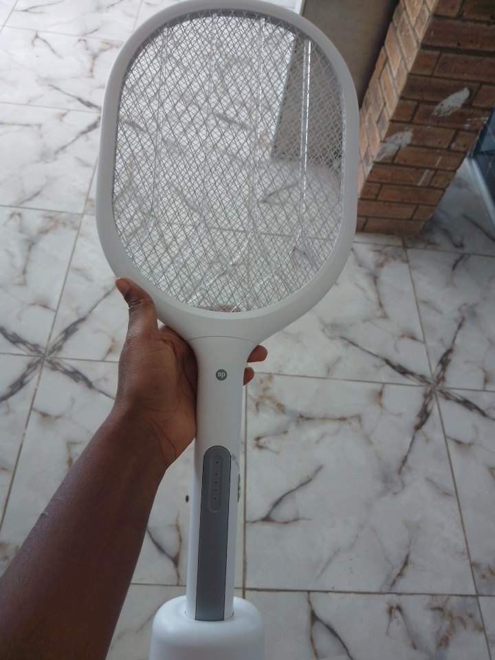 DP Electronic Rechargeable Mosquito Swatter – DP-834 By Lumett