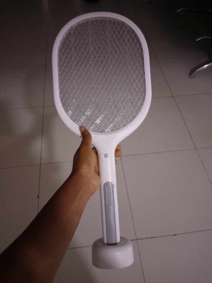 DP Electronic Rechargeable Mosquito Swatter – DP-834 By Lumett