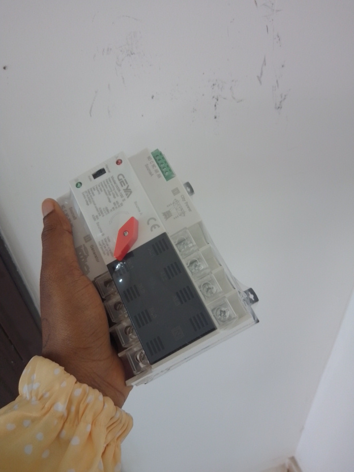 Backup Supply Control and Transfer Switch By Lumett